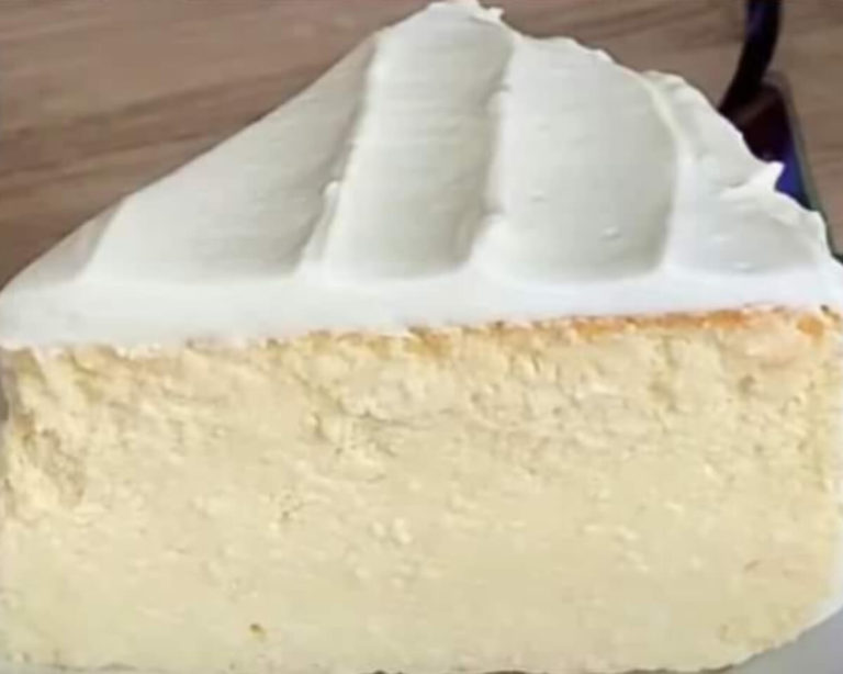 Le Cheesecake Blanc, Gâteau au fromage blanc, Recette de cheesecake blanc, Dessert au fromage blanc, Cheesecake sans cuisson, Fromage blanc sucré, Comment faire un cheesecake blanc, Cheesecake léger, Cheesecake crémeux, Cheesecake aux biscuits, Cheesecake aux fruits, Cheesecake à la vanille, Fromage blanc en dessert, Cheesecake glacé, Cheesecake facile, Cheesecake maison, Cheesecake sans œufs, Cheesecake sans sucre, Cheesecake sans gluten, Cheesecake végétalien, Cheesecake sans lactose, Cheesecake sans gélatine, Cheesecake aux fraises, Cheesecake aux framboises, Cheesecake aux myrtilles, Cheesecake aux citrons, Cheesecake aux mangues