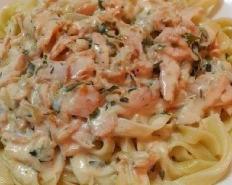 Recette de Tagliatelles à la Crème et au Saumon Fumé, Préparation Tagliatelles à la Crème et Saumon Fumé, Cuisine française Tagliatelles au Saumon Fumé, Plats italiens Tagliatelles et Saumon à la Crème, Sauce crémeuse pour Tagliatelles au Saumon Fumé, Tagliatelles maison et Saumon Fumé, Recette traditionnelle de Tagliatelles au Saumon, Comment cuisiner Tagliatelles et Saumon Fumé, Délicieuses Tagliatelles à la Crème et au Saumon, Préparer Tagliatelles et Saumon Fumé en France, Tagliatelles fraîches au Saumon Fumé, Plats de pâtes italiennes au Saumon Fumé, Recette gourmande de Tagliatelles au Saumon, Plat de Tagliatelles à la Crème et au Poisson, Tagliatelles au Saumon Fumé crémeuses, Cuisine rapide Tagliatelles au Saumon Fumé, Tagliatelles maison et Saumon Fumé en France, Tagliatelles fraîches avec Saumon Fumé, Plaisir culinaire Tagliatelles à la Crème et Saumon, Tagliatelles italiennes au Saumon Fumé, Savoureuses Tagliatelles au Saumon Fumé, Préparation de Tagliatelles à la Crème et au Saumon, Recette de Tagliatelles au Saumon Fumé en français, Faire des Tagliatelles à la Crème et au Saumon, Cuisine européenne Tagliatelles et Saumon Fumé
