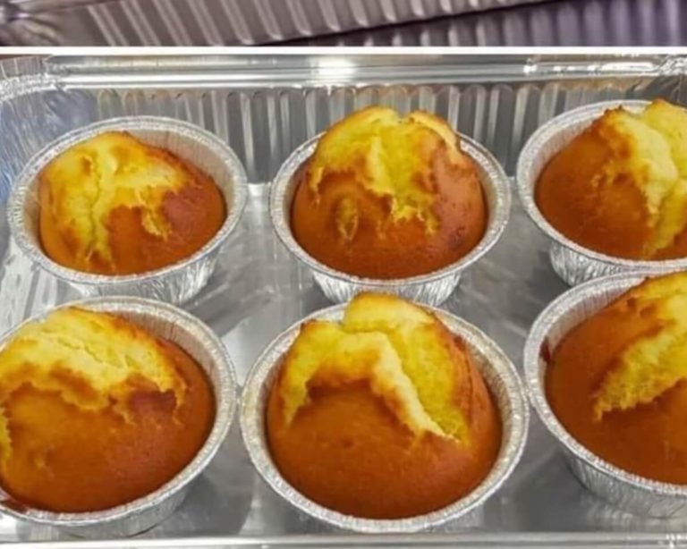 Muffins aux Agrumes, Recette de Muffins aux Agrumes, Muffins aux Agrumes moelleux, Muffins aux Agrumes faciles, Muffins aux Agrumes maison, Muffins aux Agrumes santé, Muffins aux Agrumes oranges, Muffins aux Agrumes citrons, Muffins aux Agrumes pamplemousses, Muffins aux Agrumes fruités, Muffins aux Agrumes gourmands, Muffins aux Agrumes délicieux, Muffins aux Agrumes brunch, Muffins aux Agrumes petits-déjeuners, Muffins aux Agrumes dessert, Muffins aux Agrumes sucrés, Muffins aux Agrumes acidulés, Muffins aux Agrumes vitaminés, Muffins aux Agrumes recette française, Muffins aux Agrumes fait maison, Muffins aux Agrumes cuisson, Muffins aux Agrumes garniture, Muffins aux Agrumes glaçage, Muffins aux Agrumes four, Muffins aux Agrumes goût frais
