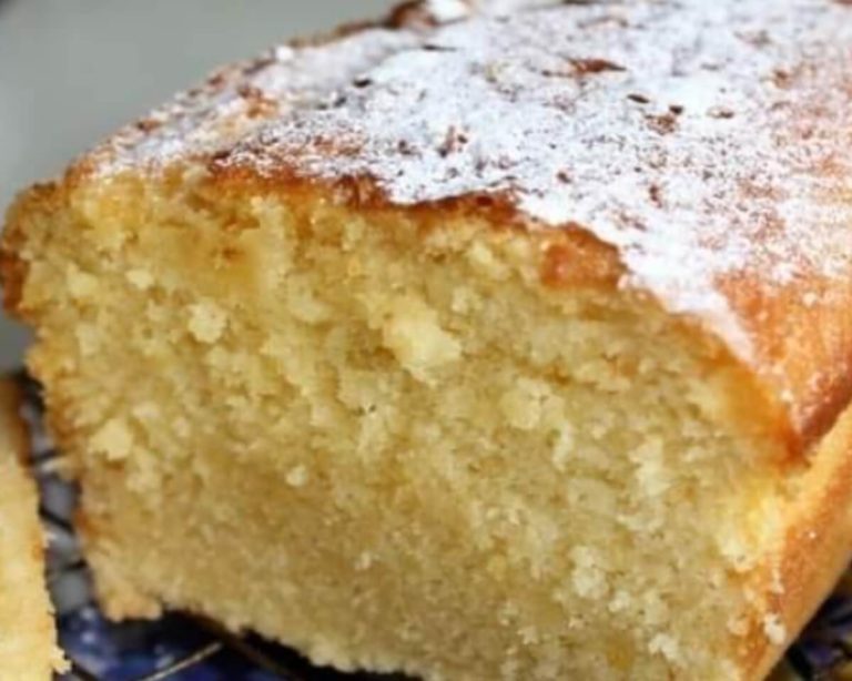 Quatre-quarts à la Noix de Coco, Coconut Pound Cake, French Coconut Loaf, Coco Flavored Pound Cake, Traditional French Dessert, Coconut Cake Recipe, Classic French Baking, Homemade Coconut Cake, French Coconut Dessert, Quatre-quarts Recipe, Coconut Flavored Loaf, Coconut Bread, French Baking Tradition, Coconut Pound Cake Recipe, Delicious French Cake, Coconut Infused Dessert, French Coconut Loaf Cake, Authentic French Cuisine, Coconut Delicacy, Coconut Sweet Bread, French Cooking, Gâteau à la Noix de Coco, Coconut Butter Cake, French Pastry, Exquisite Coconut Dessert