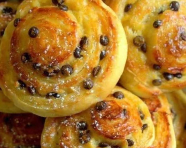Roulés à la crème pâtissière et chocolat