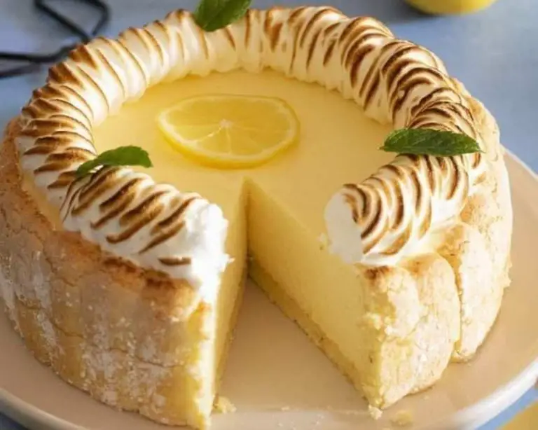 Charlotte au citron meringuée